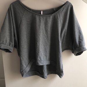 Oversized crop top sweatshirt